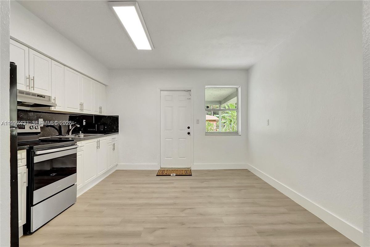 Photo - 1340 NW 102nd St