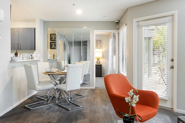Boulevard at 4201 Apartments