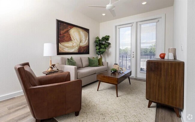 Building Photo - 1690 North Loop Unit 2-446 Rental