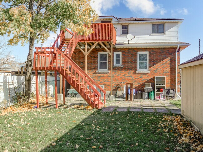 Photo - 99 Haig St Unit 3