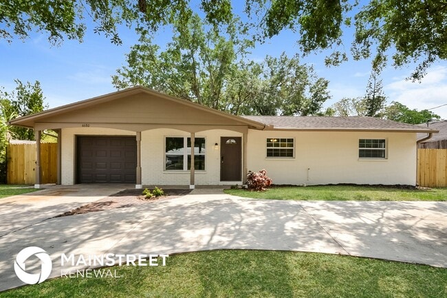 Building Photo - 4680 Cronin Dr