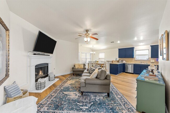 Photo - 1514 Greenbrier Dr