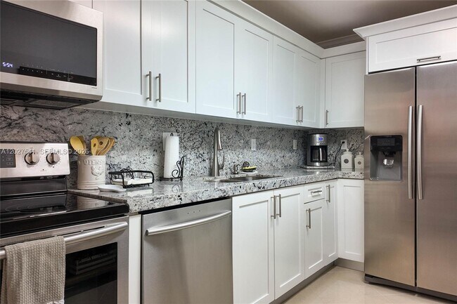 Photo - 3001 S Ocean Dr Unit 319