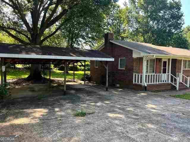 Photo - 411 Cade St