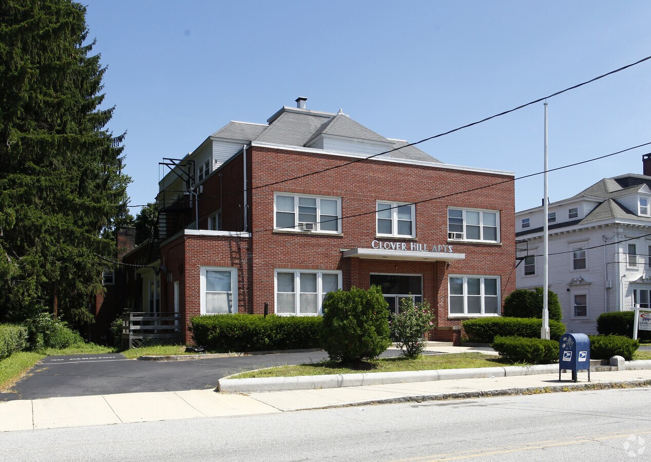 Clover Hill Apartments - Clover Hill Apartments