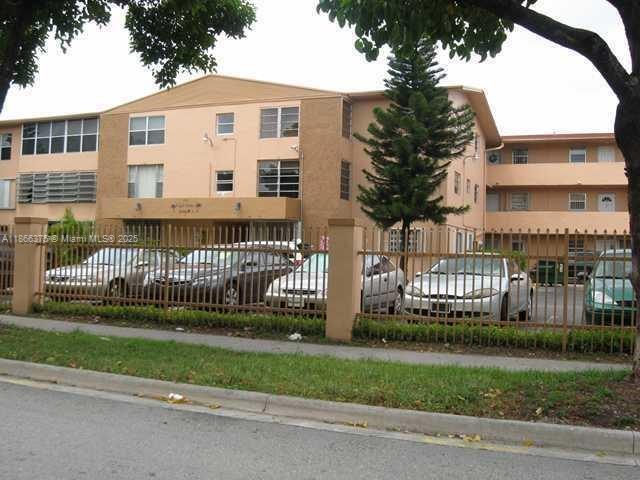 Building Photo - 120 Royal Palm Rd Unit 209