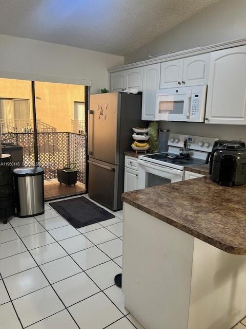 Photo - 2815 W 76th St Unit 202-17