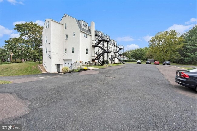 Photo - 3868 Germantown Pike Unit 7