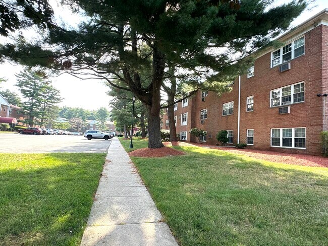Photo - 1070 New Haven Ave Unit APT 52