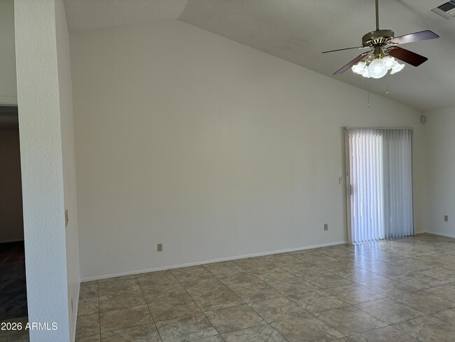 Photo - 10820 W Wagon Wheel Dr