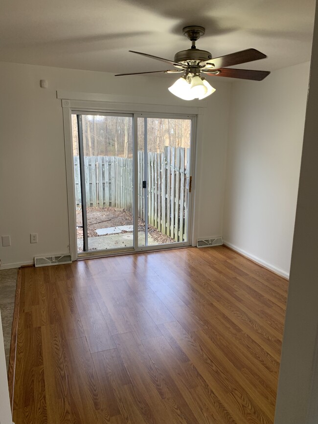 Photo - 135 Old Forge Dr