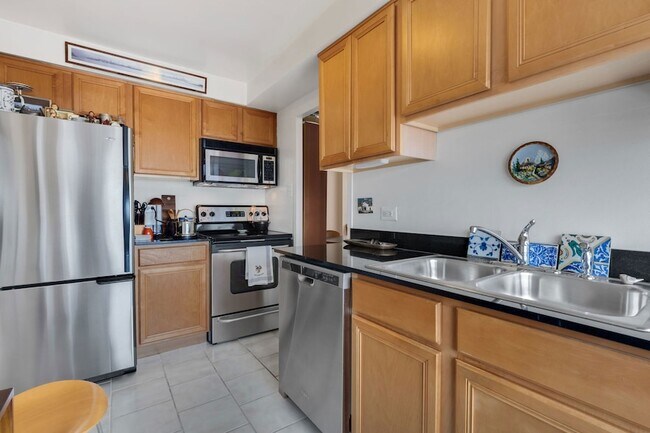 Photo - 6030 N Sheridan Rd Unit 901