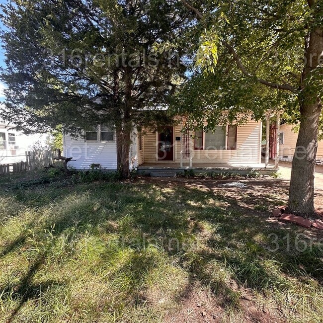$895 - 2 bedroom / 1 bathroom Single Famil... - $895 - 2 bedroom / 1 bathroom Single Famil...