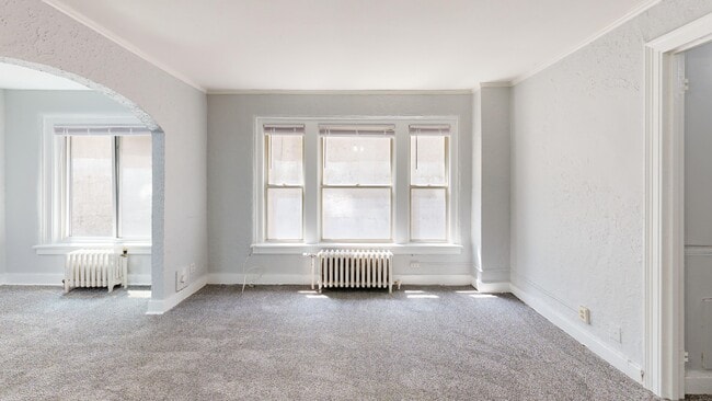 Photo - Hyde Park Apartments