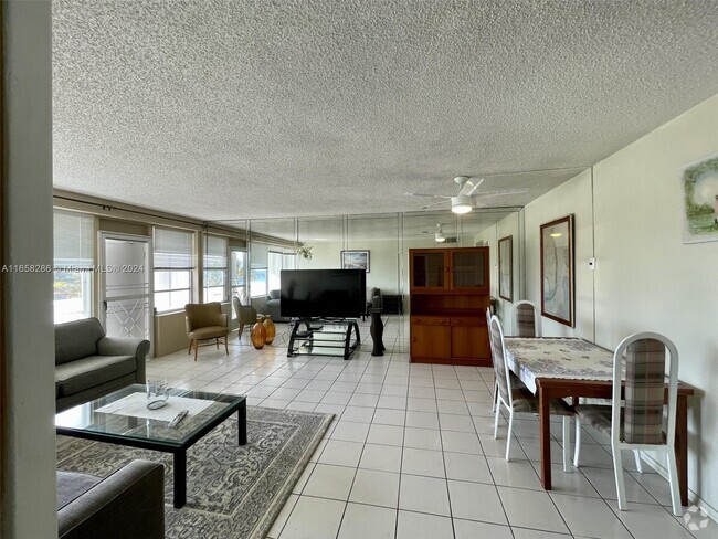 Building Photo - 3111 N Ocean Dr Unit 308 Rental