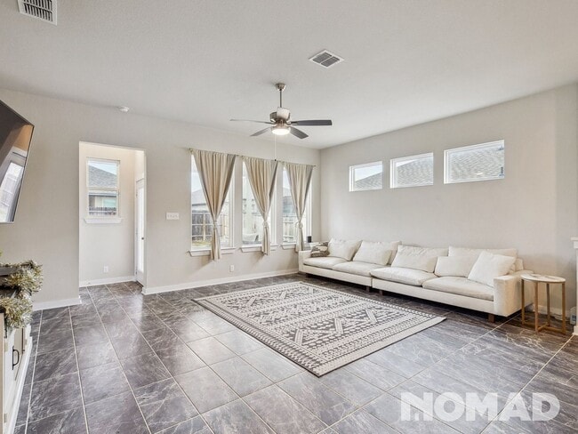 Photo - 1953 Colonial Ave