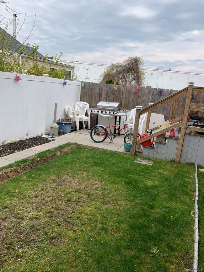 Photo - 25 Baylawn Ave