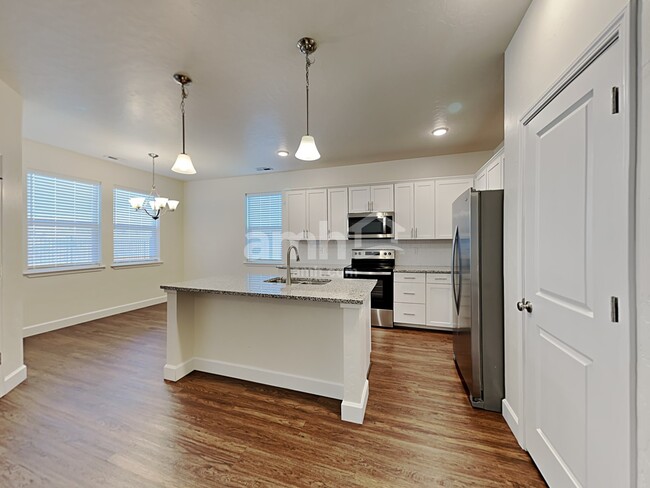 Photo - 192 E Sicily Dr