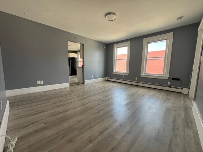 Photo - 761 Main St Unit 3E