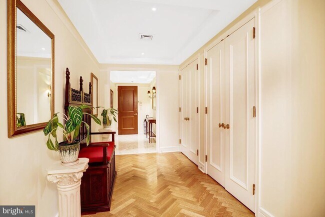 Photo - 1155 23rd St NW Unit 2E