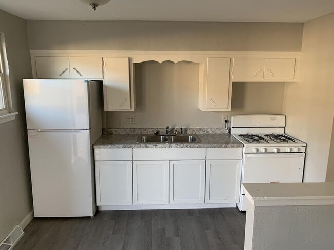 Photo - 210 Davis St Unit 3
