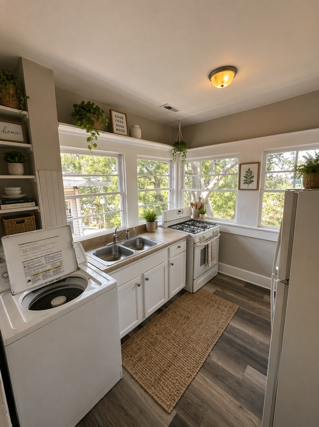 Photo - 1502 16th Ave S Unidad Apt B (Upper )