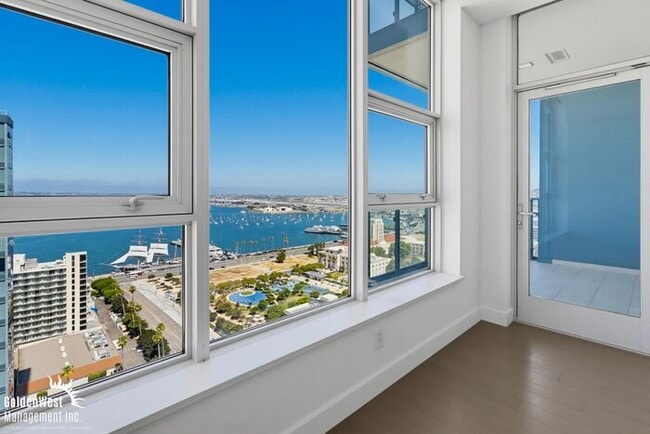 Photo - Modern 2Bdm 2Ba Condo with Stunning Bay Views in Savina Downtown San Diego!