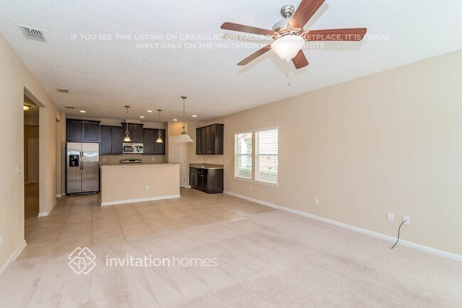 Photo - 517 Southwood Way