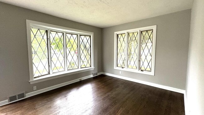 Photo - 20 Union Ave