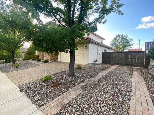 Photo - Top of the Hill - Gorgeous 5 Bedroom 3 Bath Reno House 3,160 sf