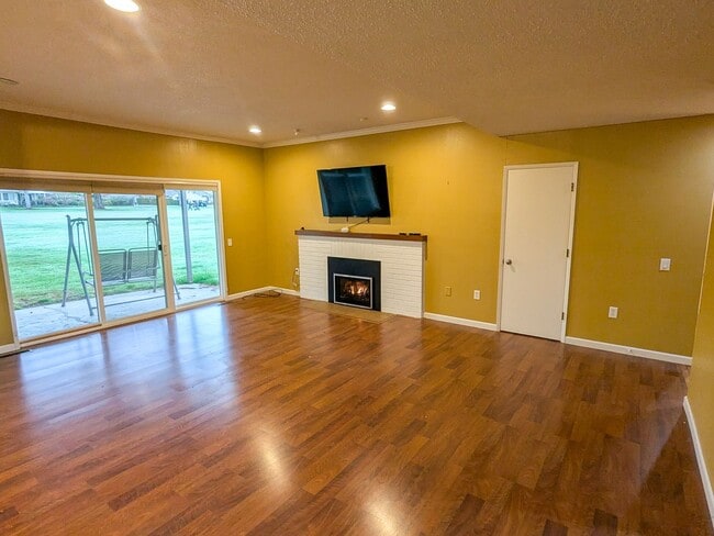 Photo - 3063 Winslow Way NW