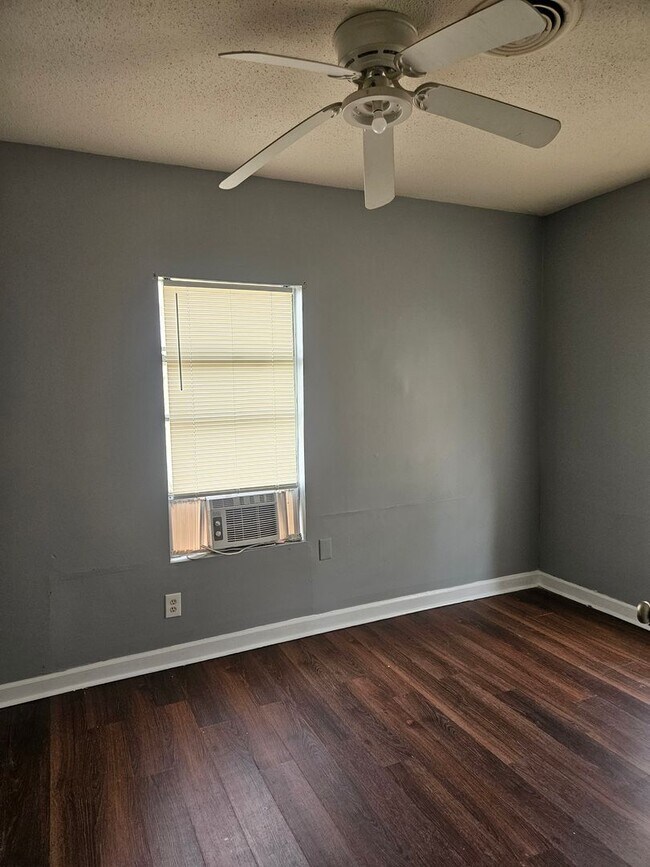 Photo - Available now! THIS PROPERTY IS SECTION 8 FRIENDLY!