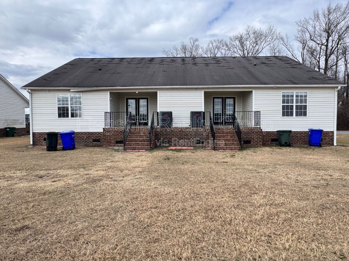 Photo - 5170 Deveron St