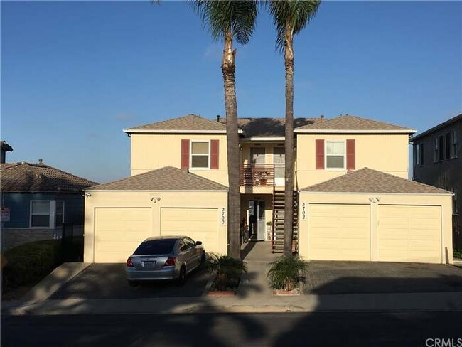 Building Photo - 3700 Bluff Pl Unit 3702.5