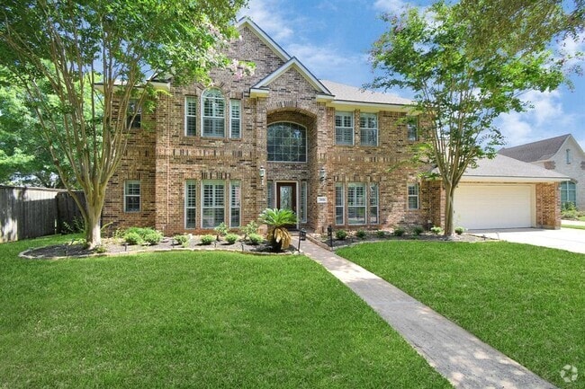 Building Photo - 2026 Arbor Cove Rental