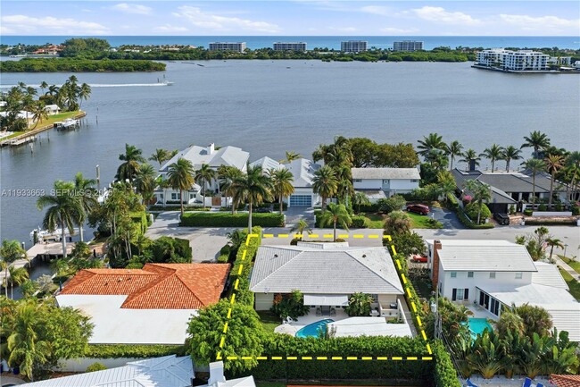 Photo - 2607 Holy Cross Ln