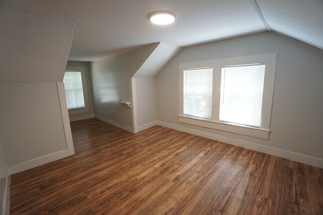 Photo - 1906 15th Ct N