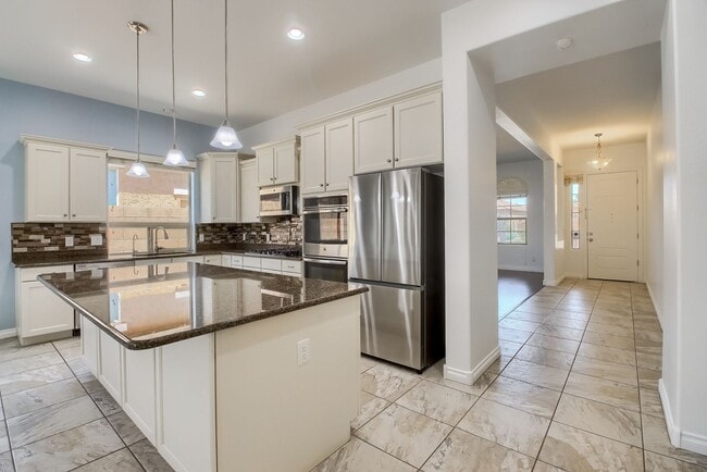 Photo - 237 E Lynx Pl