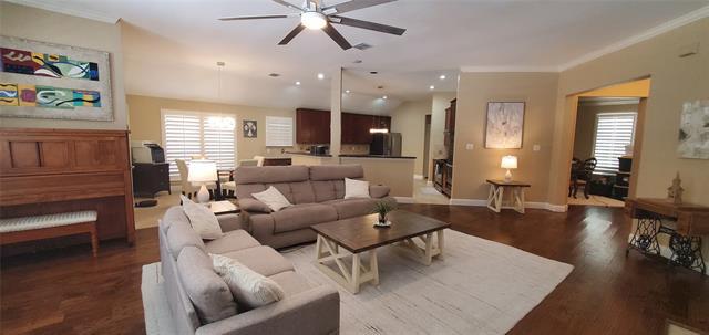 3513 Oliver Dr
