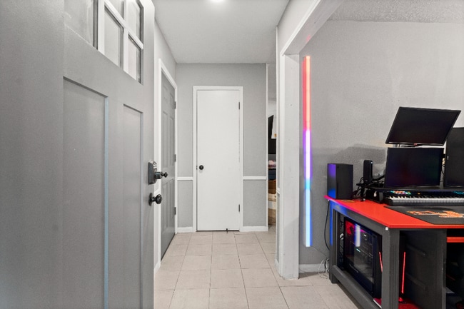 Photo - 25818 Leafywood Dr