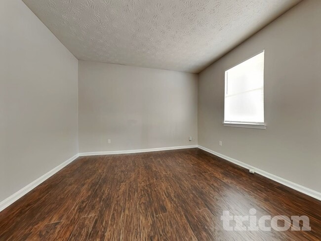 Photo - 2224 Clinchfield Ct