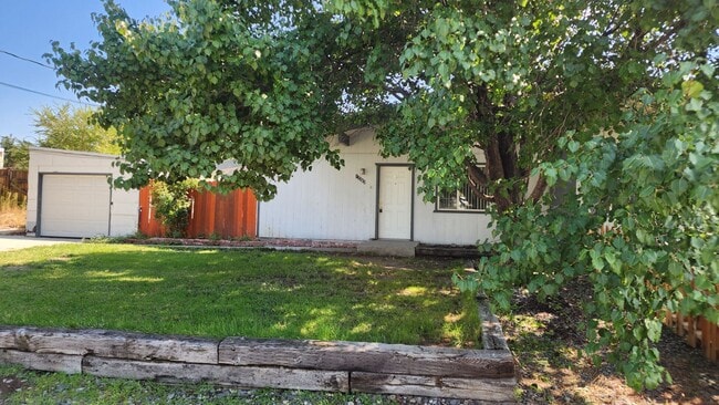 Building Photo - 139