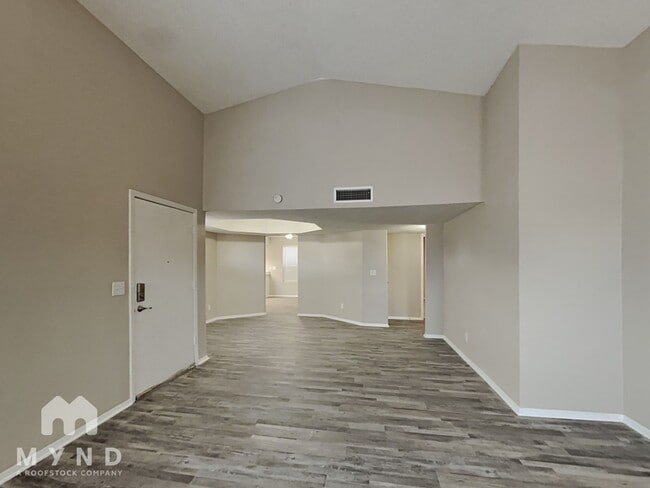 Photo - 1908 N Jay St