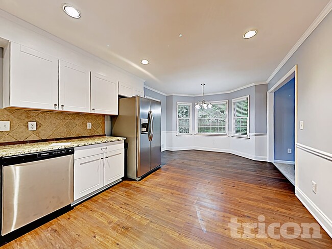 Photo - 2909 Buckskin Trail SW