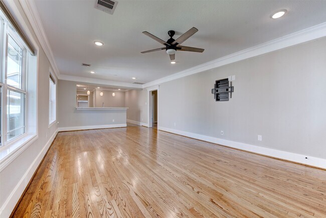 Photo - 109 Dresden St