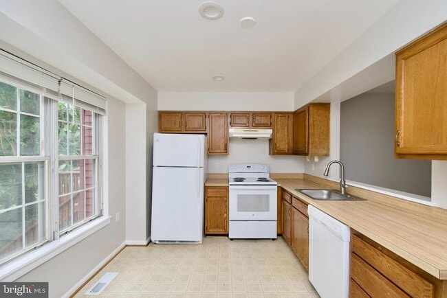 Photo - 6643 Medinah Ln