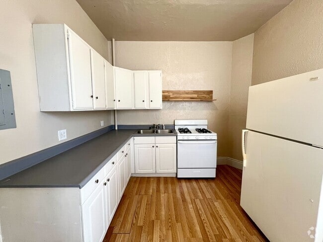 Building Photo - 512-514-514 E 500 S Rental