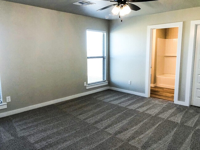 Photo - 13506 Avenue X