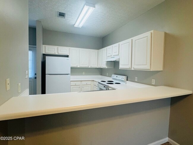 Photo - 34 Heron's Watch Way Unit 3202