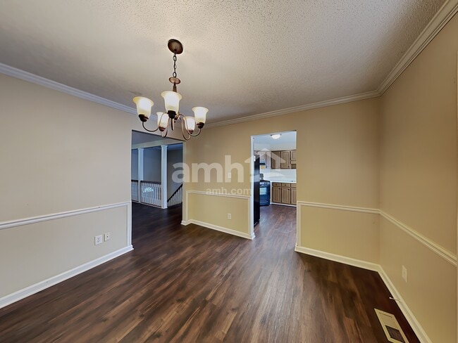Photo - 753 Country Lake Ct